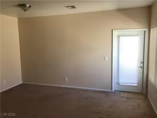 Photo #3: 2379247 Listing 