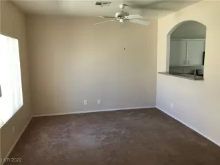 Photo #4: 2379247 Listing 