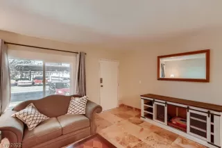 Photo #2: 2379248 Listing