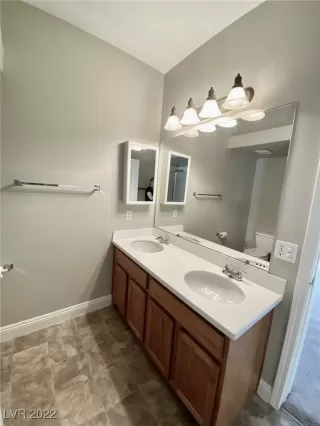 Photo #5: 2379249 Listing 