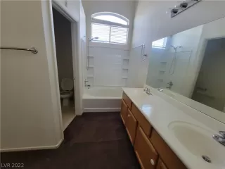 Photo #3: 2379268 Listing 