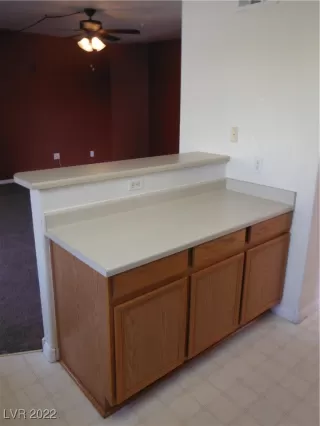 Photo #6: 2379337 Listing 