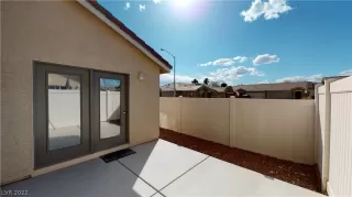 Photo #2: 2379341 Listing 