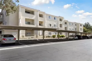 Photo #1: 2379346 Listing