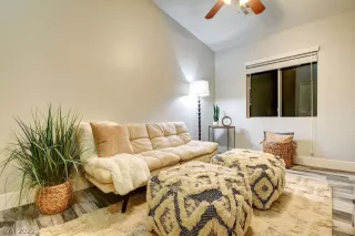 Photo #1: 2379353 Listing