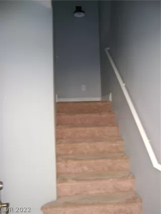 Photo #2: 2379358 Listing 