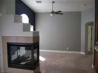 Photo #3: 2379358 Listing 