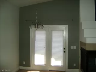 Photo #6: 2379358 Listing 