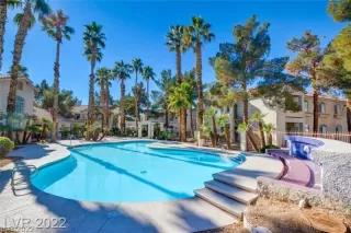 Photo #3: 2379372 Listing 