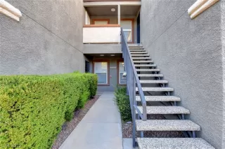 Photo #1: 2379378 Listing