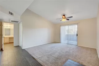 Photo #3: 2379378 Listing