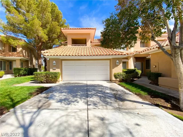 MLS: 2379379 Condo For Sale