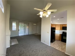 Photo #4: 2379382 Listing 