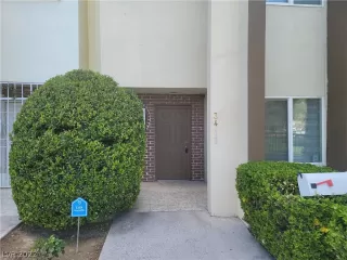 Photo #1: 2379384 Listing 