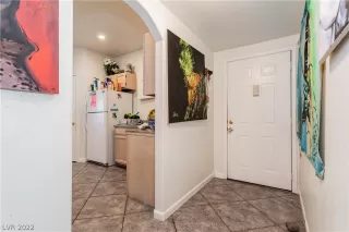 Photo #1: 2379408 Listing