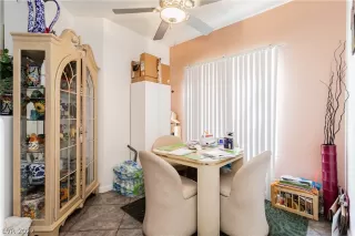 Photo #6: 2379408 Listing