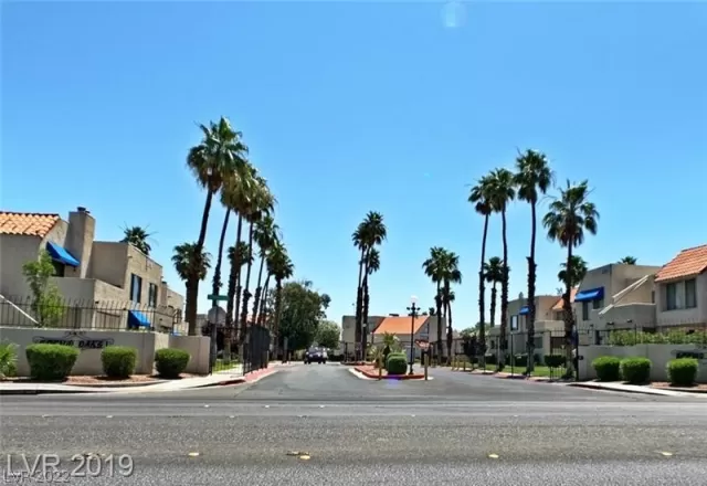 MLS: 2379409 Condo For Sale