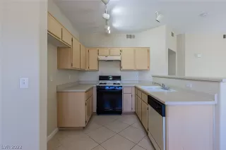 Photo #1: 2379430 Listing