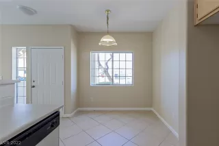 Photo #3: 2379430 Listing