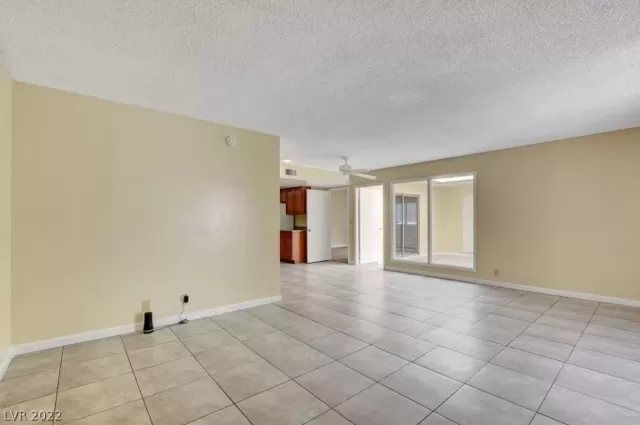 MLS: 2379480 Condo For Sale