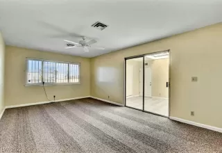 Photo #1: 2379480 Listing 