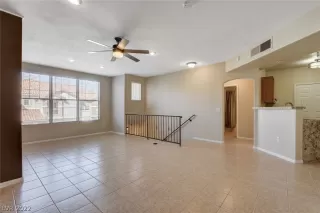 Photo #3: 2379496 Listing