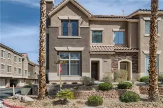 Photo #1: 2379516 Listing 