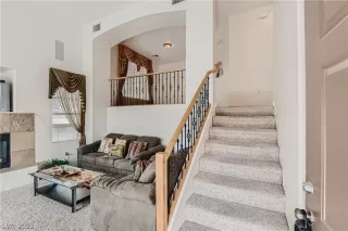 Photo #3: 2379516 Listing 