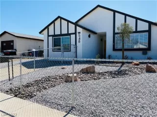 Photo #1: 2379520 Listing