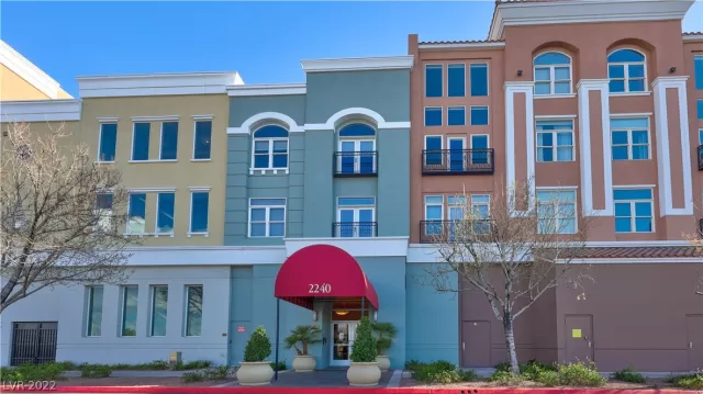 MLS: 2379577 Condo For Sale