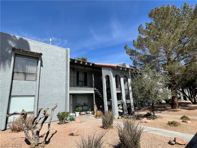 MLS: 2379599 Condo For Sale