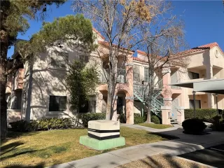 Photo #1: 2379612 Listing