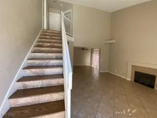 Photo #2: 2379664 Listing 