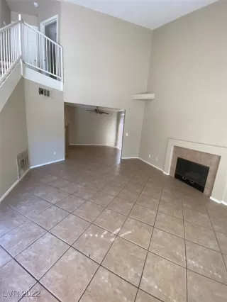 Photo #3: 2379664 Listing 