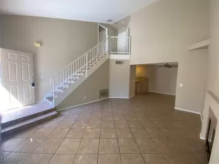 Photo #4: 2379664 Listing 