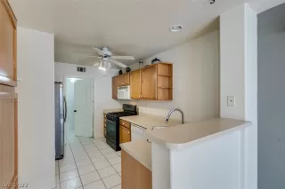 Photo #6: 2379697 Listing 