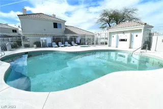 Photo #1: 2379713 Listing 