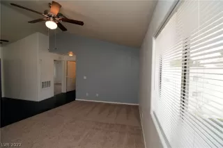 Photo #6: 2379713 Listing 