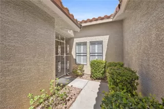 Photo #1: 2379747 Listing