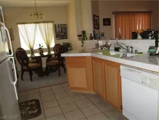 Photo #1: 2379756 Listing 