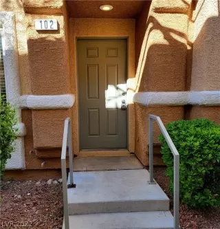 Photo #1: 2379771 Listing