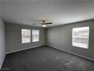 Photo #6: 2379805 Listing 