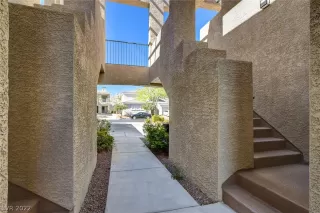 Photo #1: 2379813 Listing