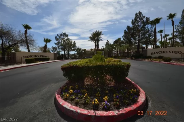 MLS: 2379826 Condo For Sale