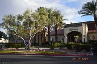 Photo #1: 2379826 Listing