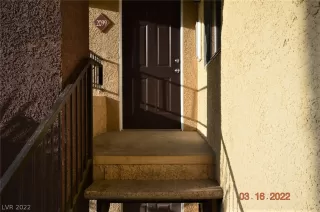 Photo #3: 2379826 Listing