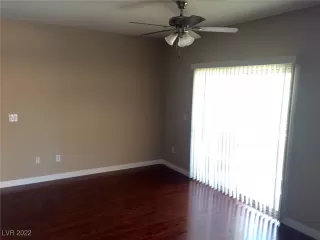 Photo #2: 2379833 Listing 