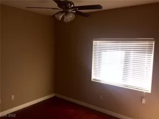 Photo #6: 2379833 Listing 