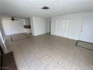 Photo #1: 2379849 Listing 