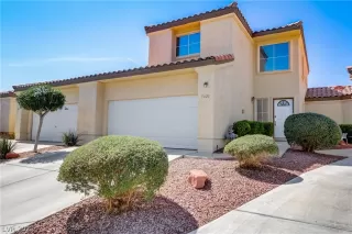 Photo #1: 2379857 Listing 